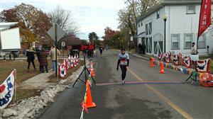 Photo from the 2018 5k Stampede through Clifton.